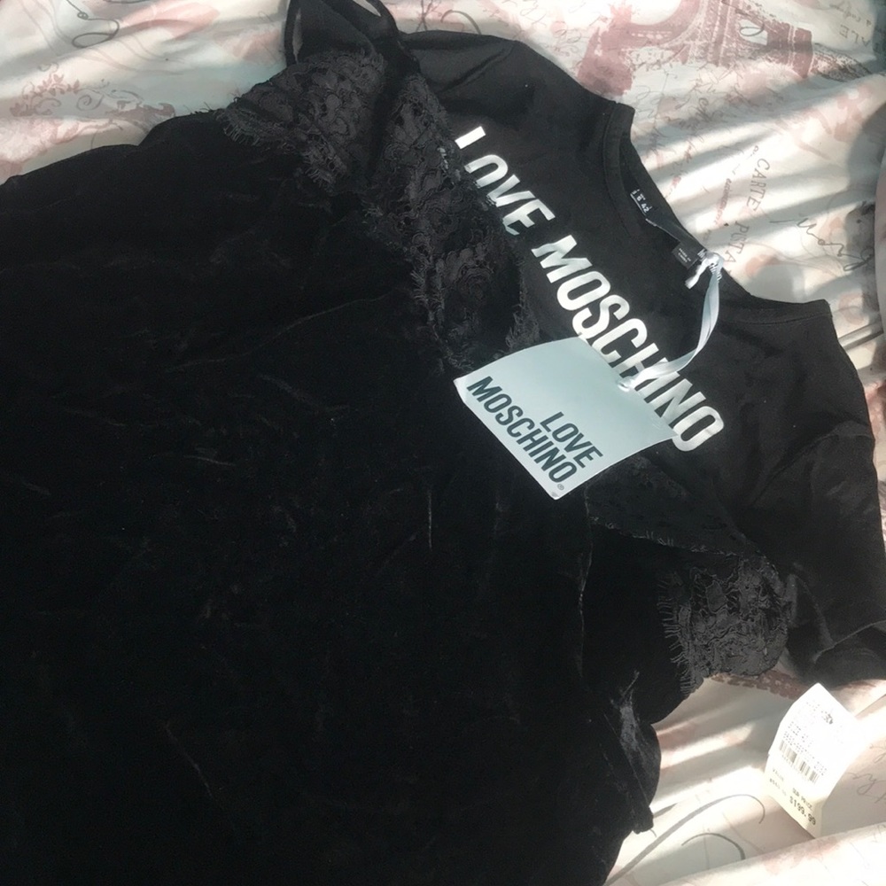 Love Moschino shirt with lace and velvet